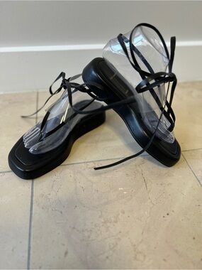 Black Suede Studio Callie Flat Sandal Women’s Size 6.5 Cocktail Event Wedding